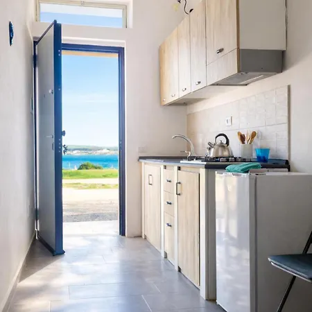 Vacanze Torre Nuova * קאפו ריצוטו
